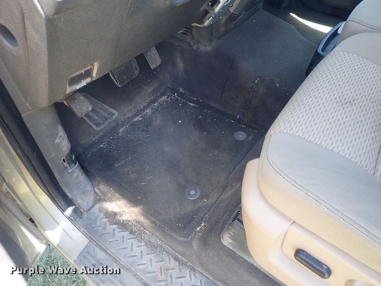 image for item DE5446 2011 Ford F150 SuperCab pickup truck