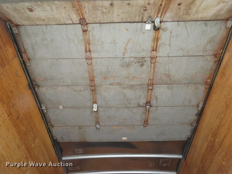 image for item DE8134 1995 Ford F700 box truck