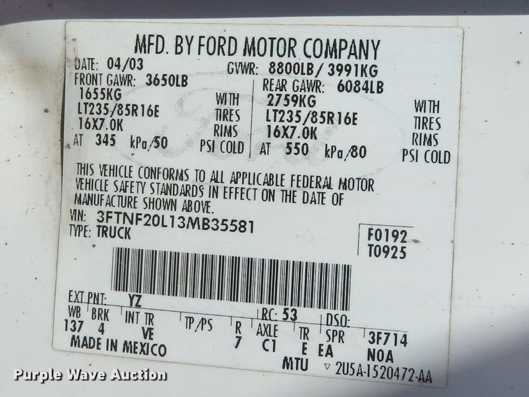 image for item DE8155 2003 Ford F250 Super Duty XL pickup truck