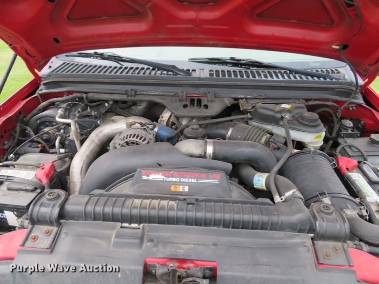 image for item DE8159 2004 Ford F550 Super Duty XL flatbed truck