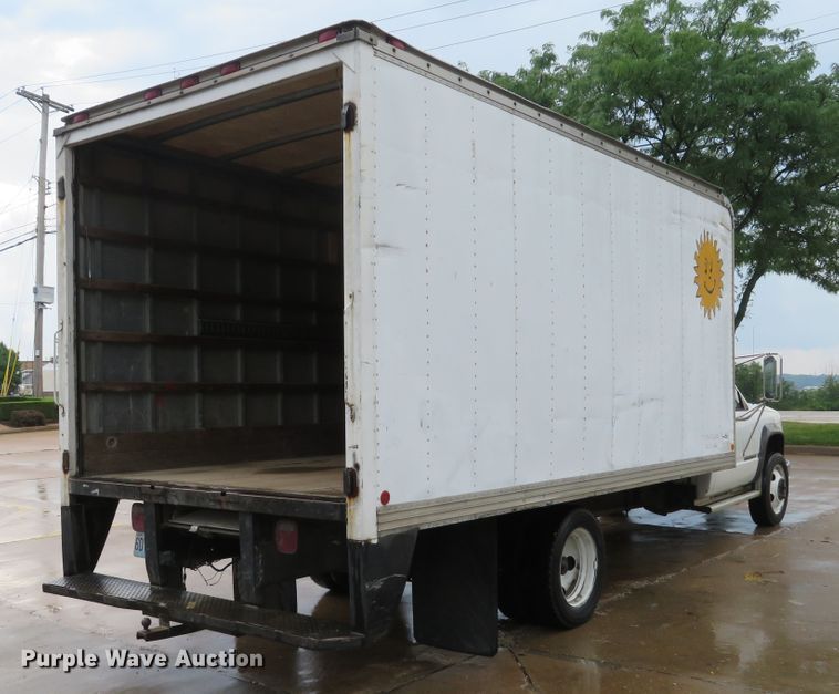 image for item DE8172 1992 Chevrolet C3500HD box truck
