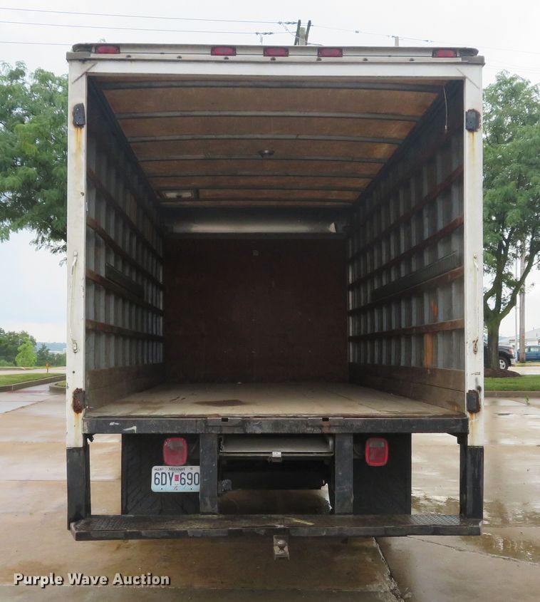 image for item DE8172 1992 Chevrolet C3500HD box truck