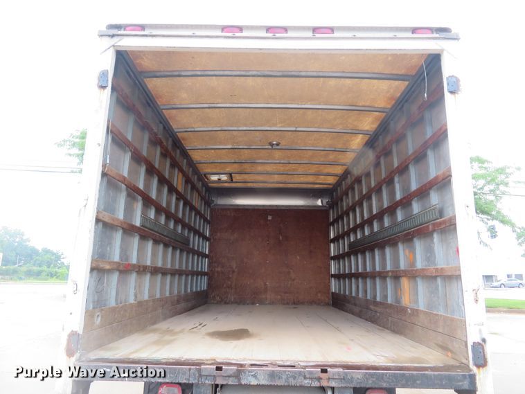 image for item DE8172 1992 Chevrolet C3500HD box truck