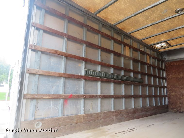 image for item DE8172 1992 Chevrolet C3500HD box truck