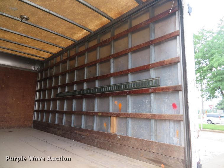 image for item DE8172 1992 Chevrolet C3500HD box truck