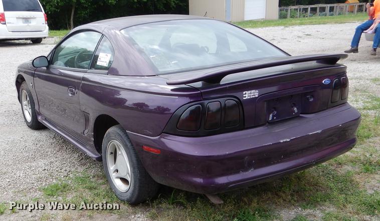 image for item DE8447 1996 Ford Mustang SRS