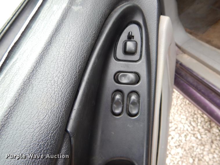 image for item DE8447 1996 Ford Mustang SRS