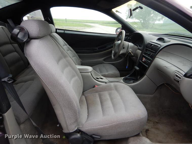 image for item DE8447 1996 Ford Mustang SRS