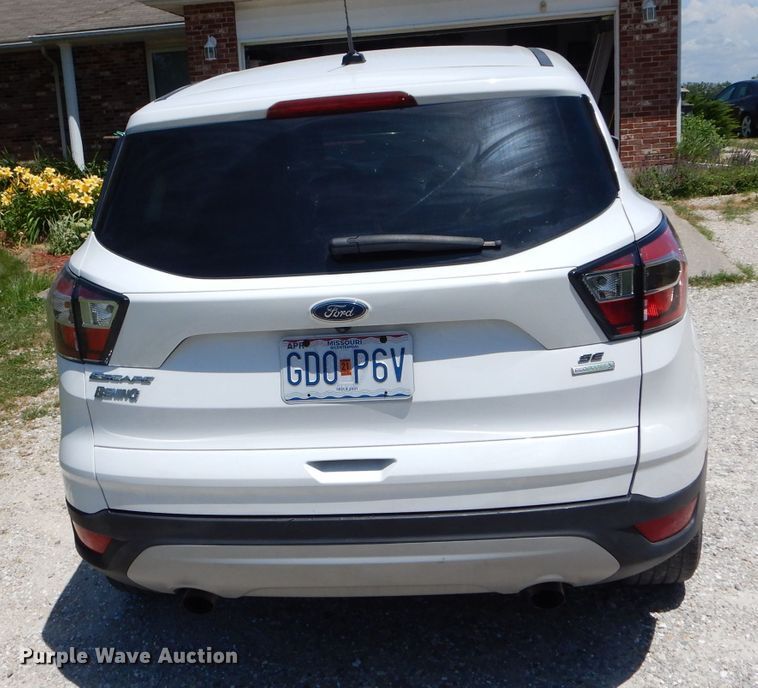 image for item DE8510 2017 Ford Escape SE SUV