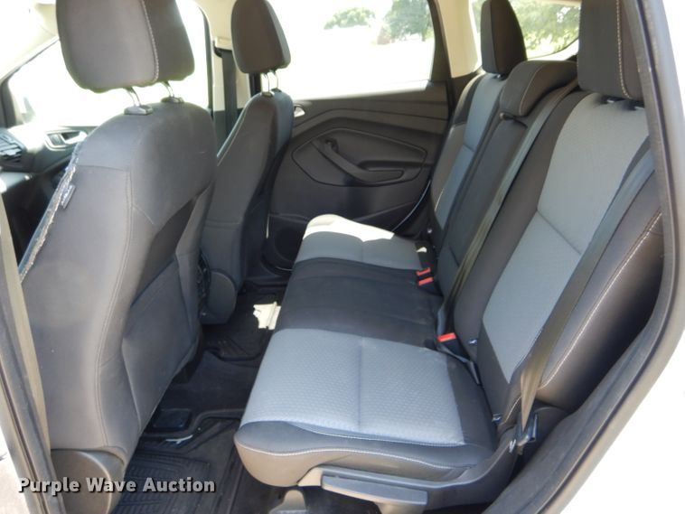 image for item DE8510 2017 Ford Escape SE SUV