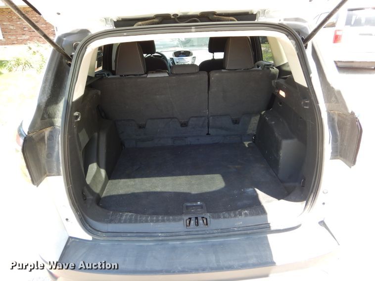 image for item DE8510 2017 Ford Escape SE SUV