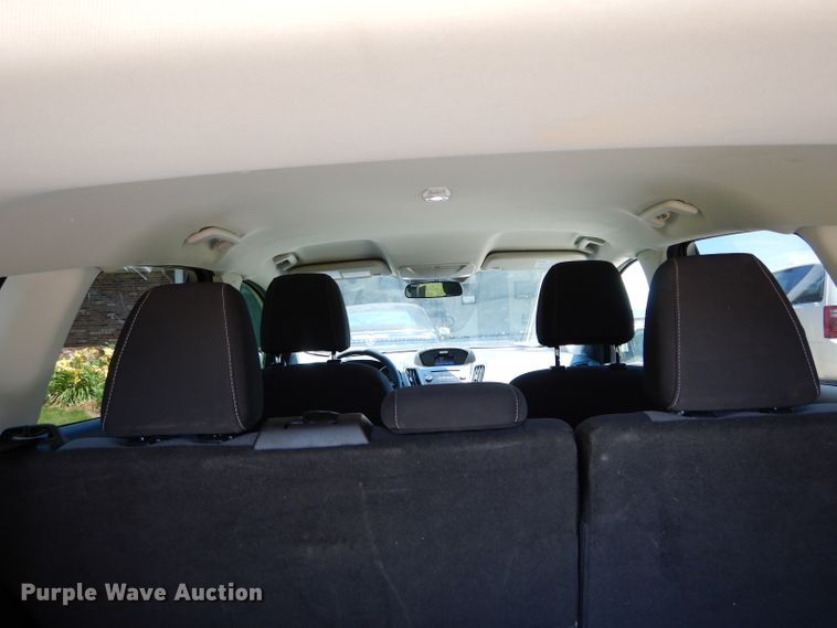 image for item DE8510 2017 Ford Escape SE SUV