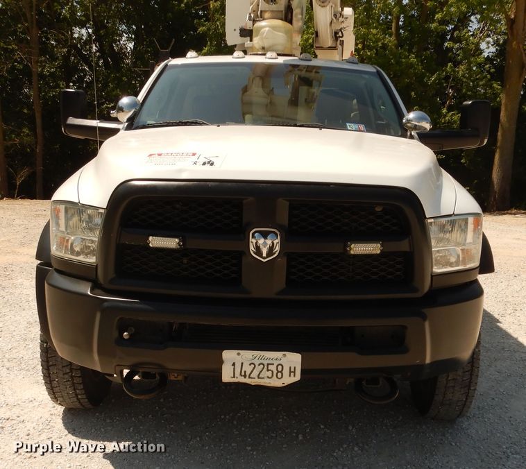 image for item DF6598 2013 Dodge Ram 5500 bucket truck