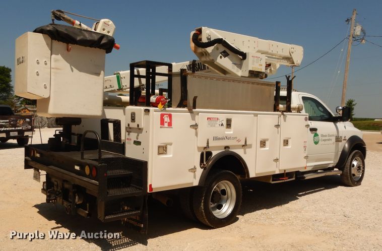 image for item DF6599 2013 Dodge Ram 5500 bucket truck