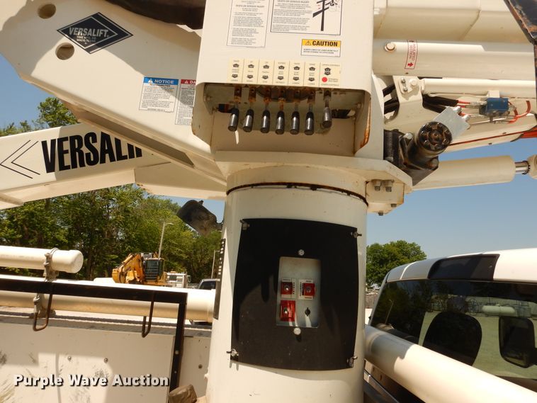 image for item DF6599 2013 Dodge Ram 5500 bucket truck