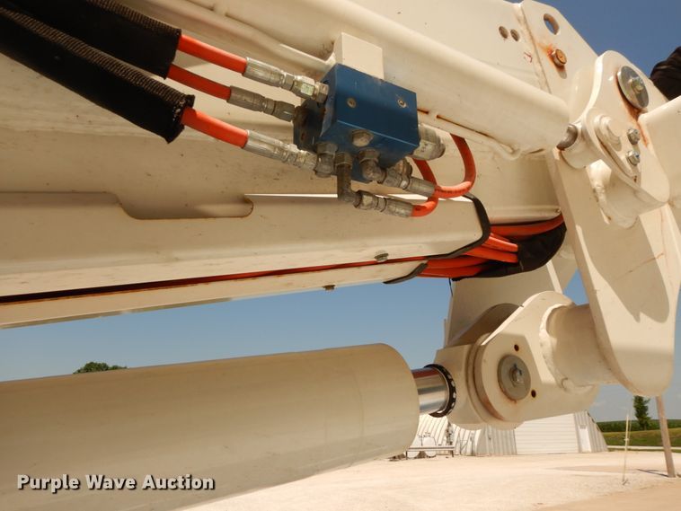 image for item DF6599 2013 Dodge Ram 5500 bucket truck