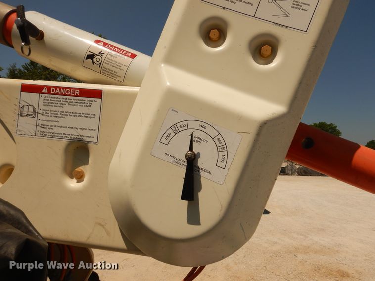 image for item DF6599 2013 Dodge Ram 5500 bucket truck