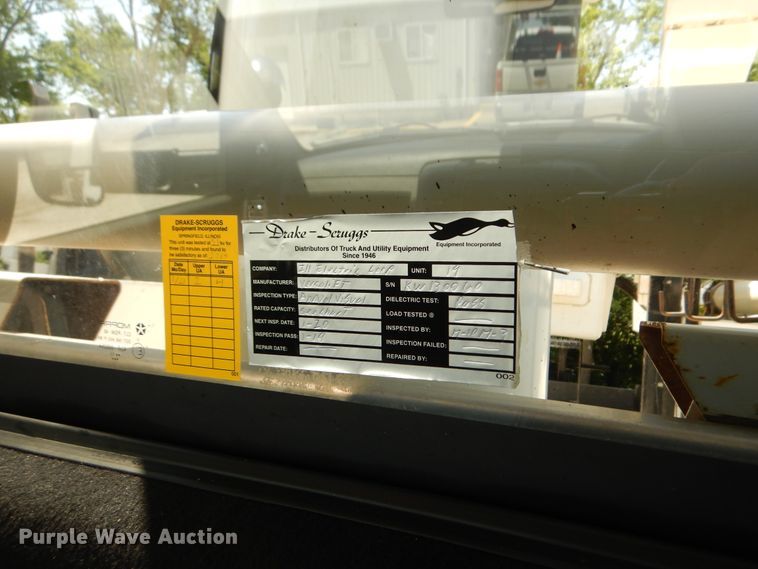 image for item DF6599 2013 Dodge Ram 5500 bucket truck