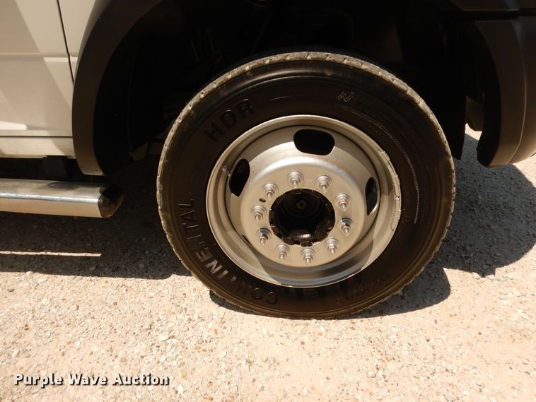 image for item DF6599 2013 Dodge Ram 5500 bucket truck