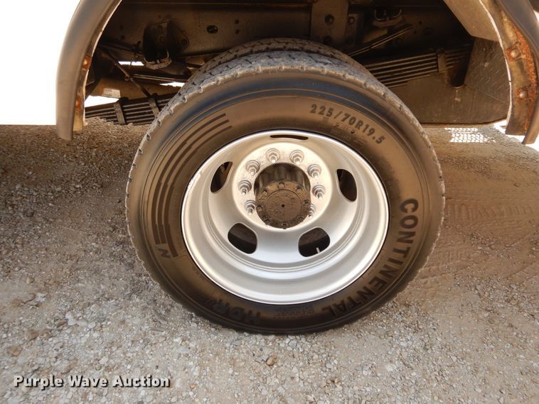 image for item DF6599 2013 Dodge Ram 5500 bucket truck