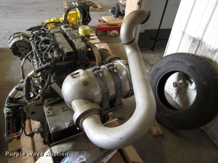 Deutz D2.9 four cylinder diesel engine in Brookline, MO | Item DG1290 ...