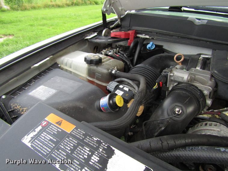 image for item DG1309 2011 Chevrolet Silverado 3500HD Crew Cab utility bed pickup truck