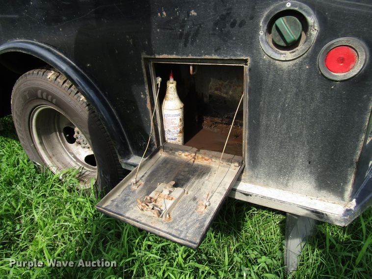 image for item DG1309 2011 Chevrolet Silverado 3500HD Crew Cab utility bed pickup truck