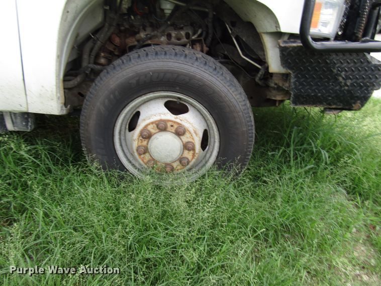 image for item DG1309 2011 Chevrolet Silverado 3500HD Crew Cab utility bed pickup truck