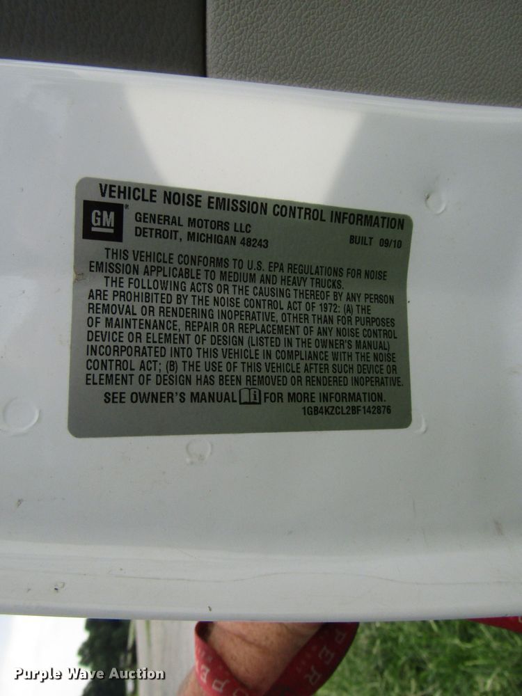 image for item DG1309 2011 Chevrolet Silverado 3500HD Crew Cab utility bed pickup truck