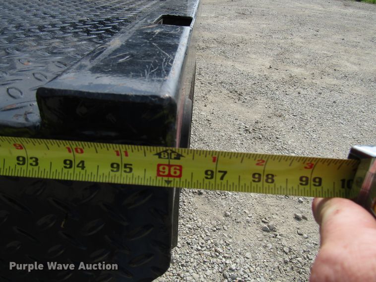 image for item DG1310 2011 Chevrolet Silverado 3500HD Crew Cab flatbed pickup truck