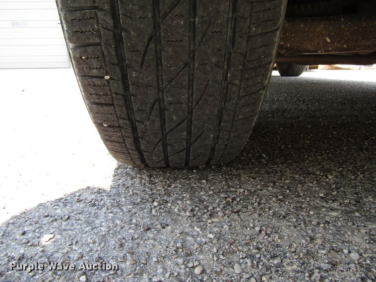 image for item DG1312 2002 Chevrolet Silverado 1500 pickup truck