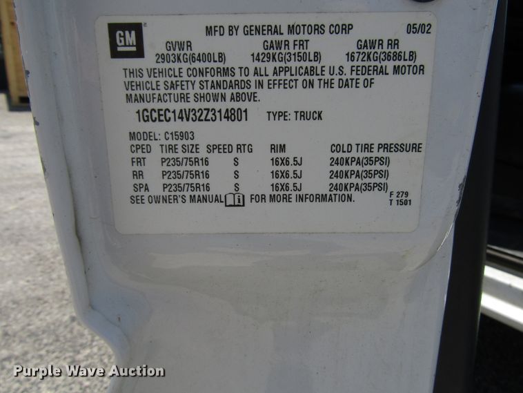 image for item DG1312 2002 Chevrolet Silverado 1500 pickup truck