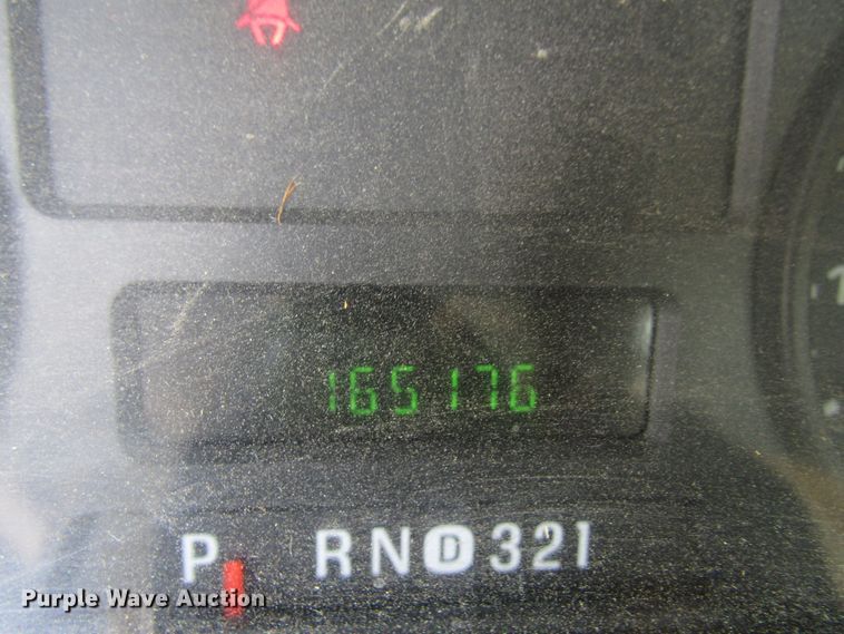 image for item DG1315 2005 Ford F250 Super Duty utility bed pickup truck