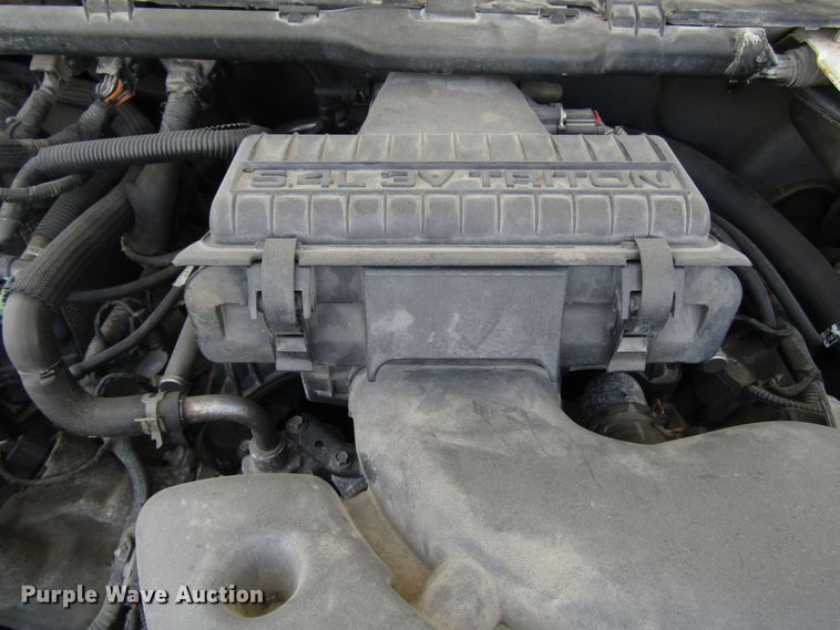 image for item DG1315 2005 Ford F250 Super Duty utility bed pickup truck