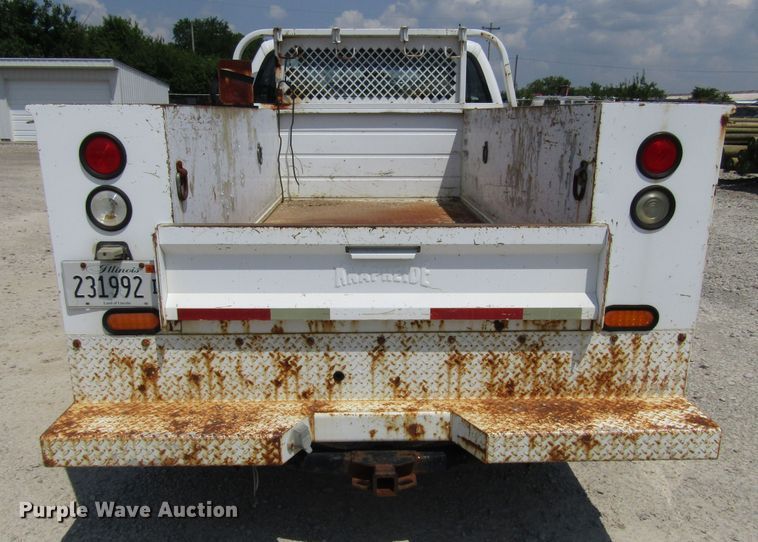 image for item DG1315 2005 Ford F250 Super Duty utility bed pickup truck