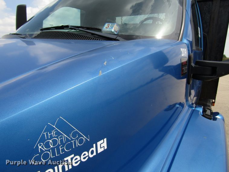 image for item DG1320 2003 GMC C7500 flat dump bed truck