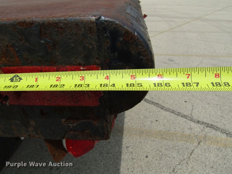 image for item DG1320 2003 GMC C7500 flat dump bed truck