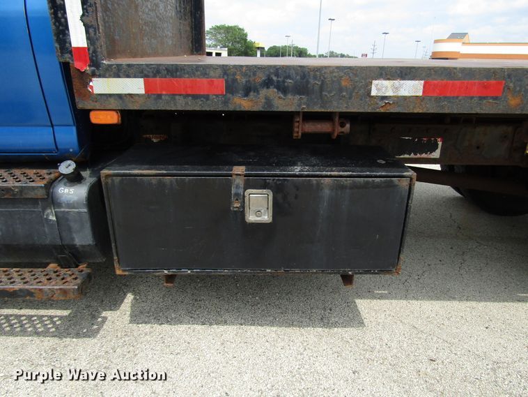image for item DG1320 2003 GMC C7500 flat dump bed truck