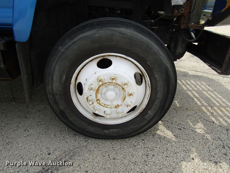 image for item DG1320 2003 GMC C7500 flat dump bed truck