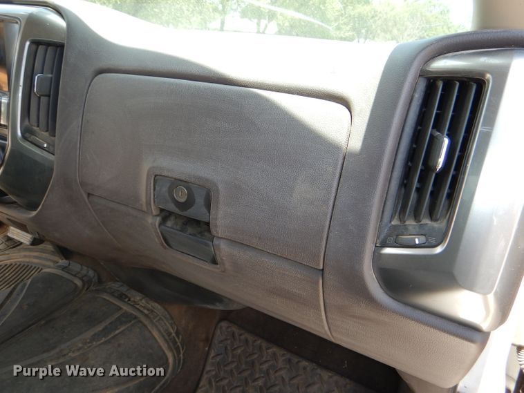 image for item DG4783 2014 Chevrolet Silverado 1500 Crew Cab pickup truck