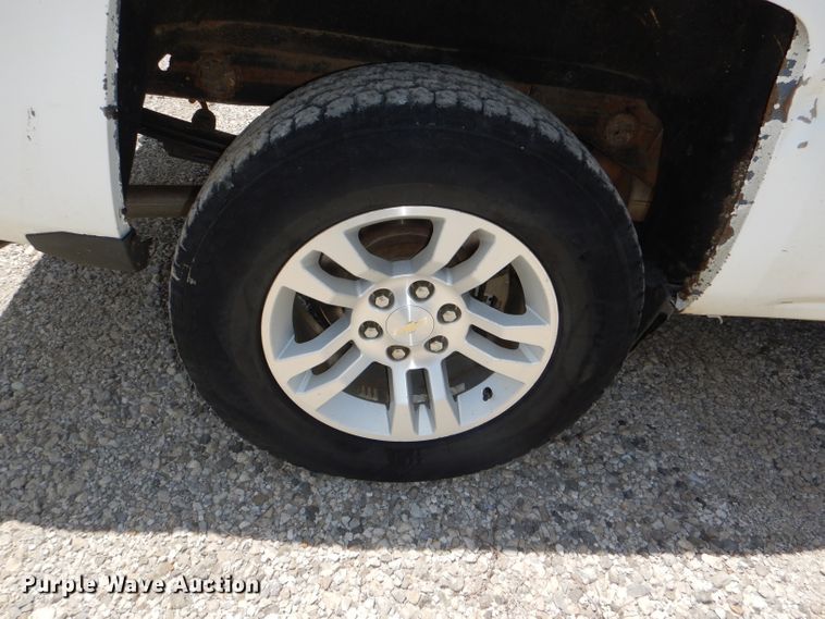 image for item DG4783 2014 Chevrolet Silverado 1500 Crew Cab pickup truck