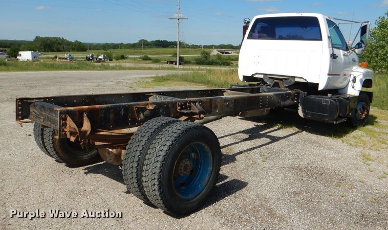 image for item DG4793 1996 Chevrolet Kodiak C6500 truck cab and chassis