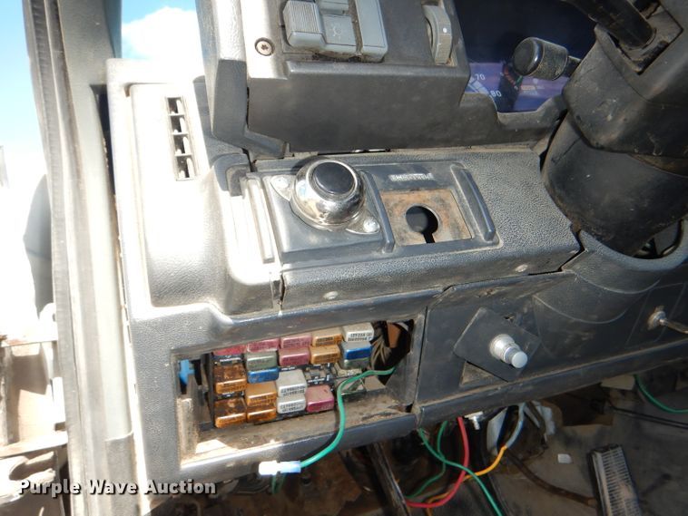 image for item DG4793 1996 Chevrolet Kodiak C6500 truck cab and chassis