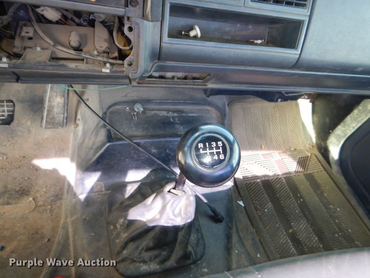 image for item DG4793 1996 Chevrolet Kodiak C6500 truck cab and chassis