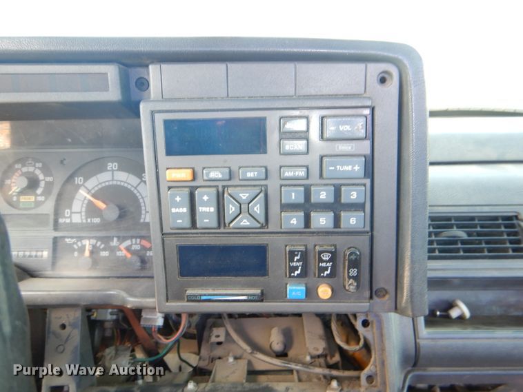 image for item DG4793 1996 Chevrolet Kodiak C6500 truck cab and chassis