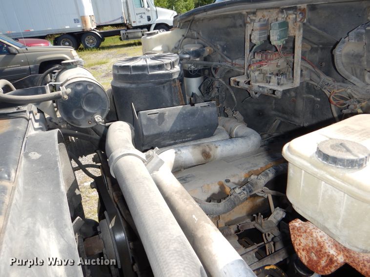 image for item DG4793 1996 Chevrolet Kodiak C6500 truck cab and chassis