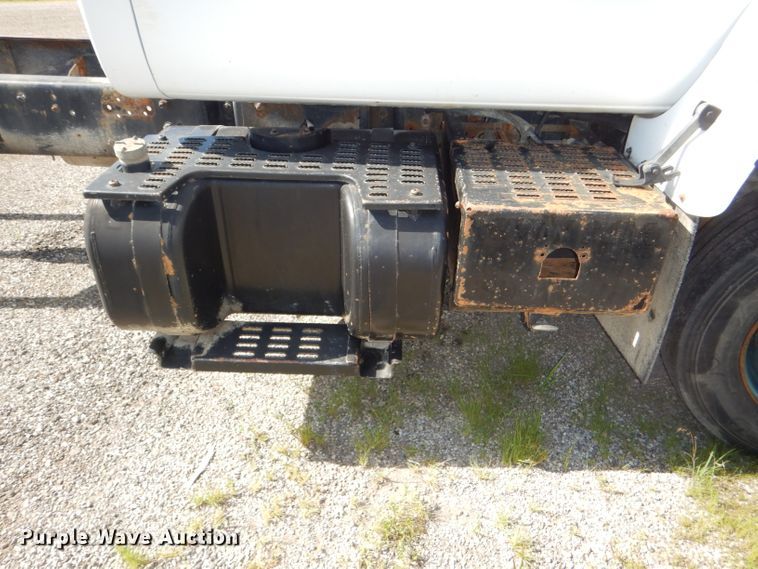 image for item DG4793 1996 Chevrolet Kodiak C6500 truck cab and chassis