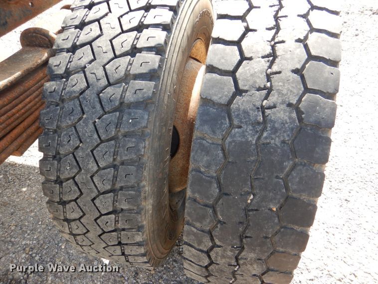 image for item DG4793 1996 Chevrolet Kodiak C6500 truck cab and chassis