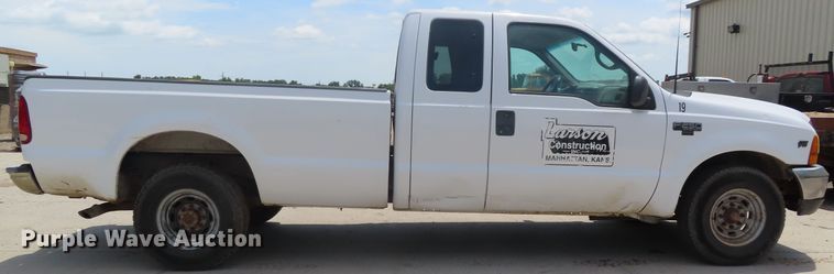 image for item DH0256 1999 Ford F250 Super Duty SuperCab pickup truck