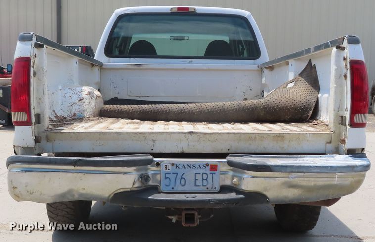 image for item DH0256 1999 Ford F250 Super Duty SuperCab pickup truck